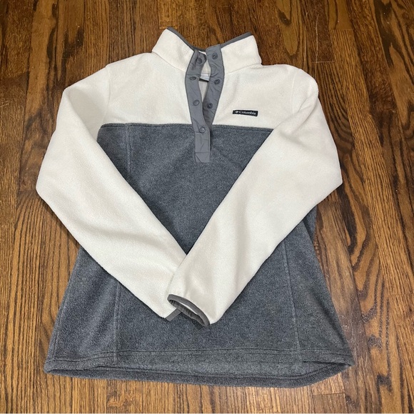 Columbia Women's Grey & Chalk Benton Springs Half Snap Fleece Pullover Size M - Picture 1 of 7